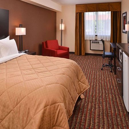 Quality Inn & Suites Tacoma - Seattle Extérieur photo