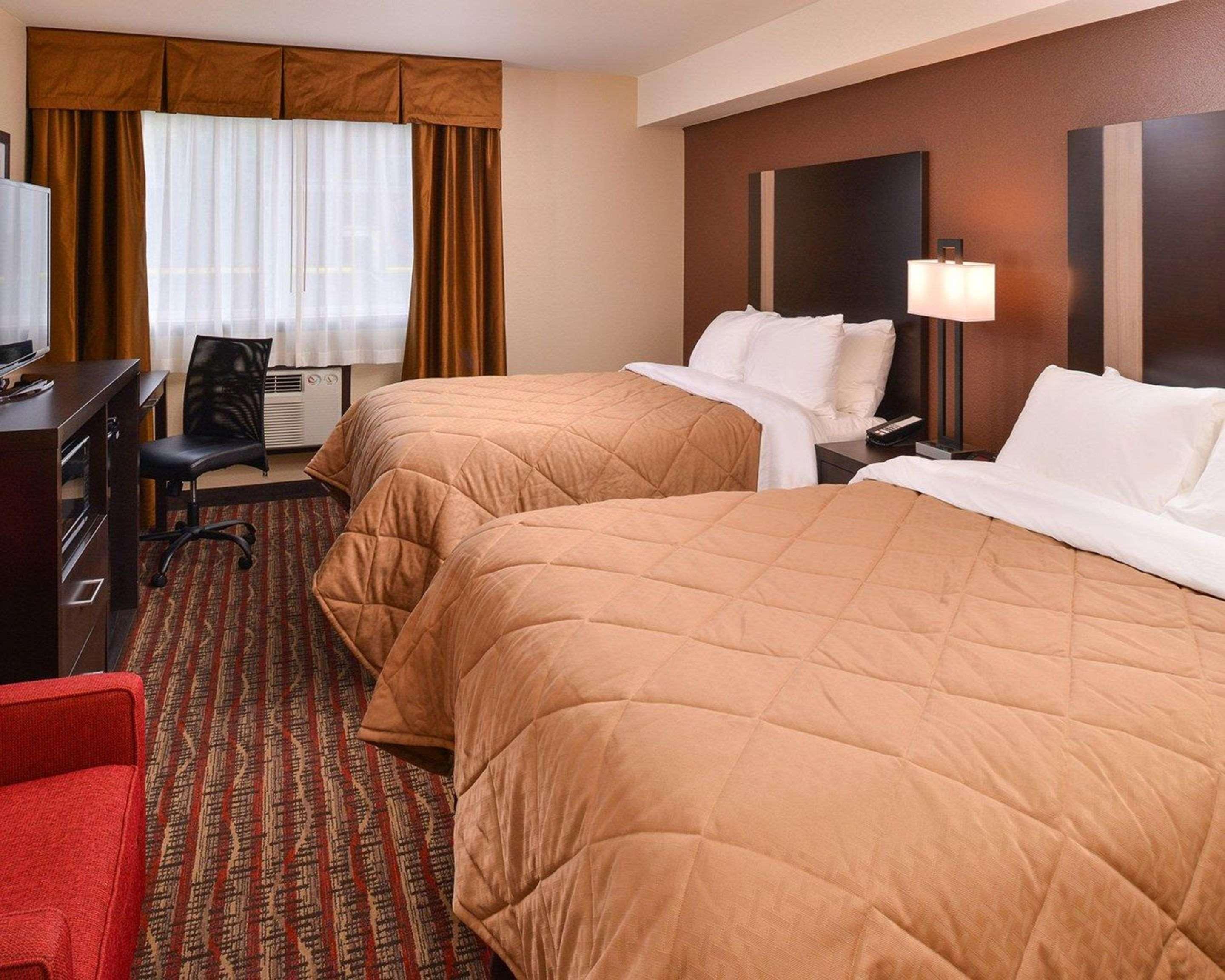 Quality Inn & Suites Tacoma - Seattle Extérieur photo