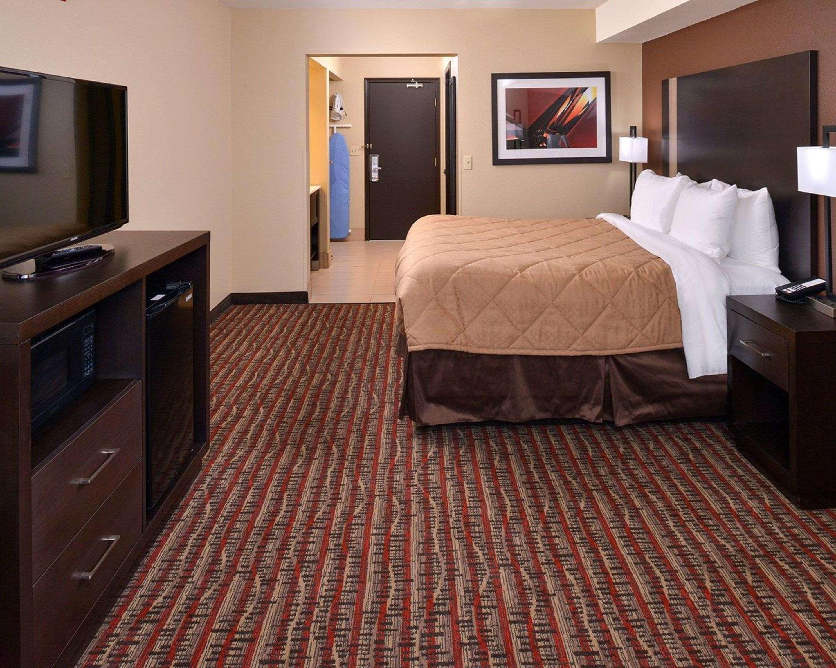 Quality Inn & Suites Tacoma - Seattle Extérieur photo