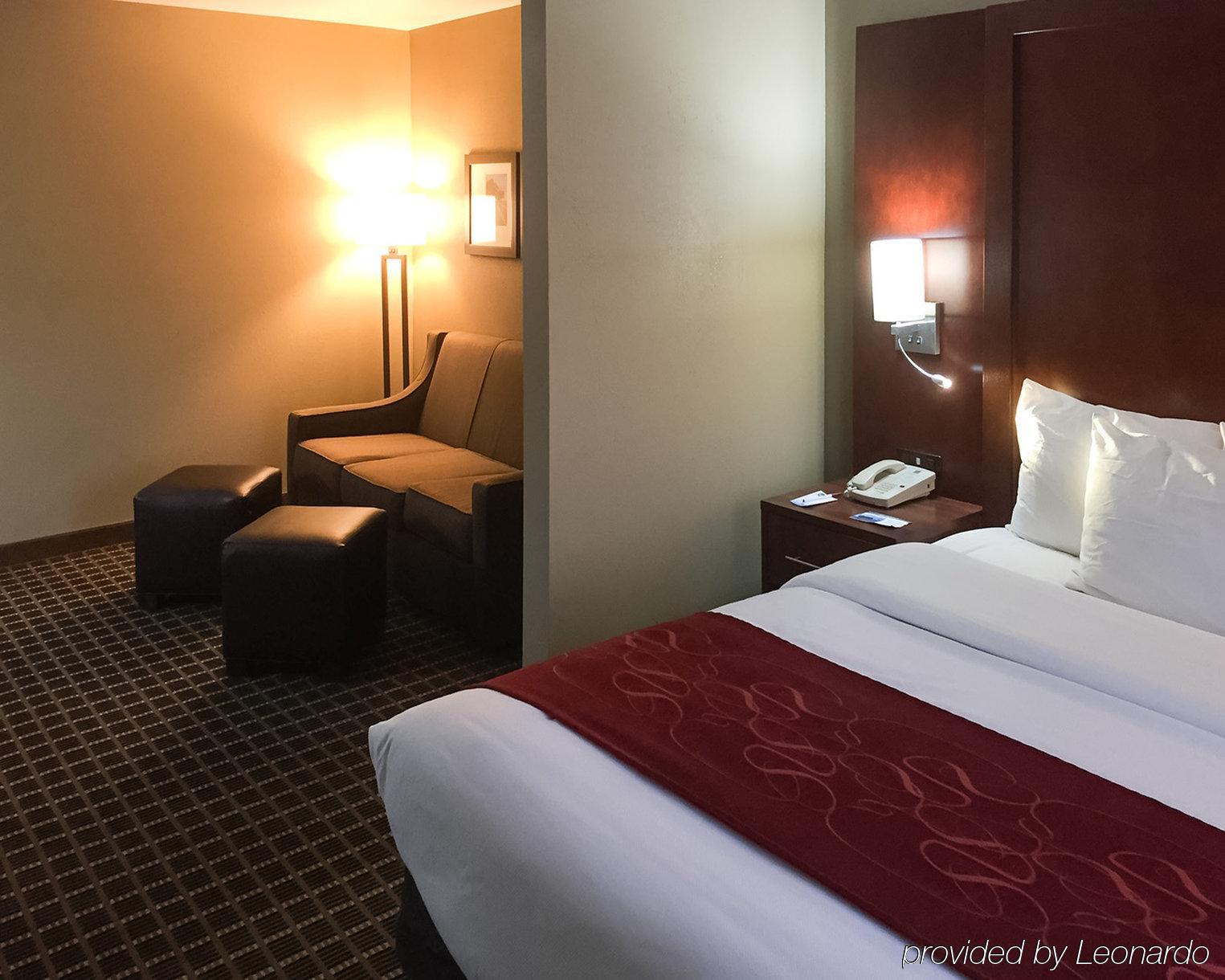 Quality Inn & Suites Tacoma - Seattle Extérieur photo
