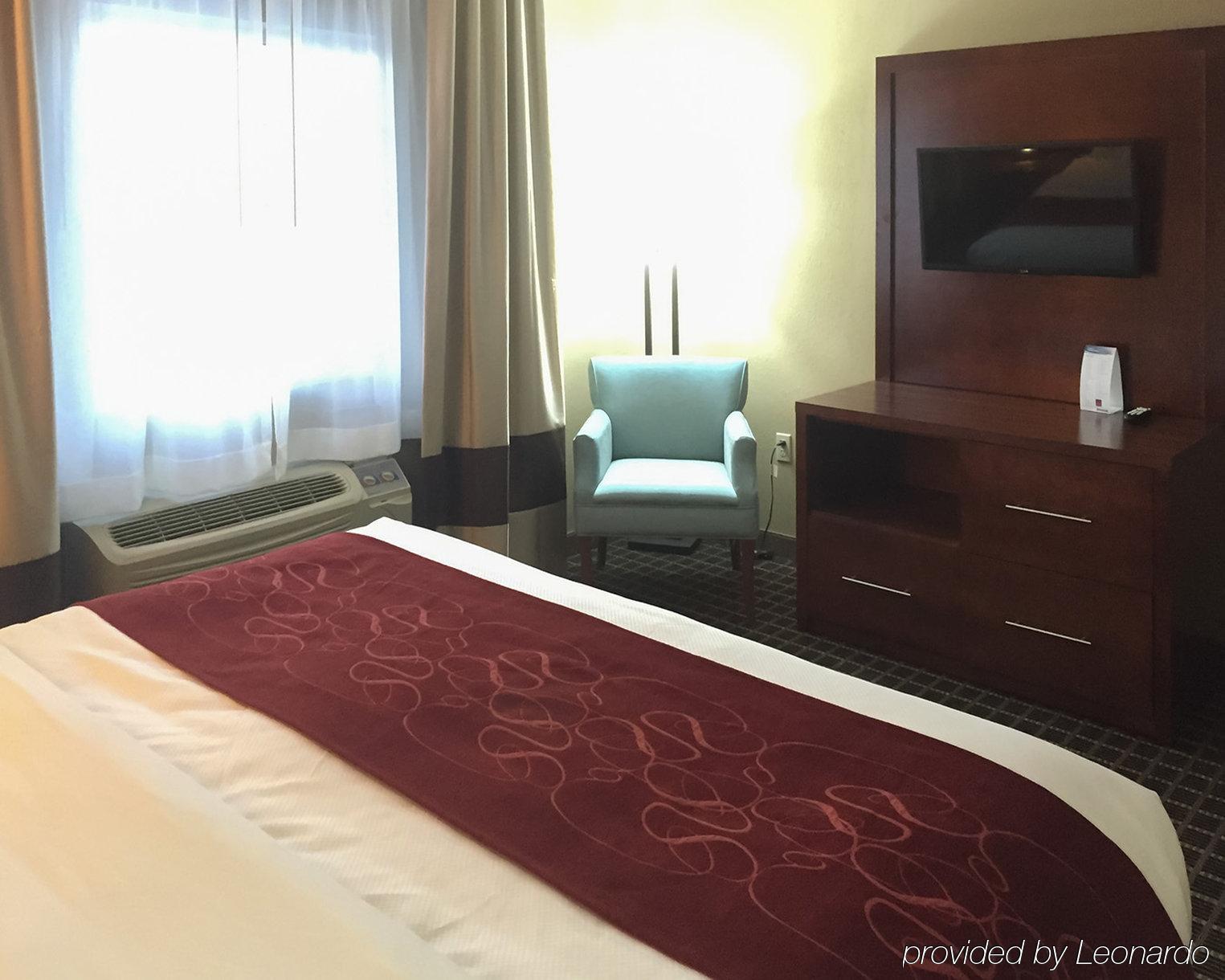 Quality Inn & Suites Tacoma - Seattle Extérieur photo