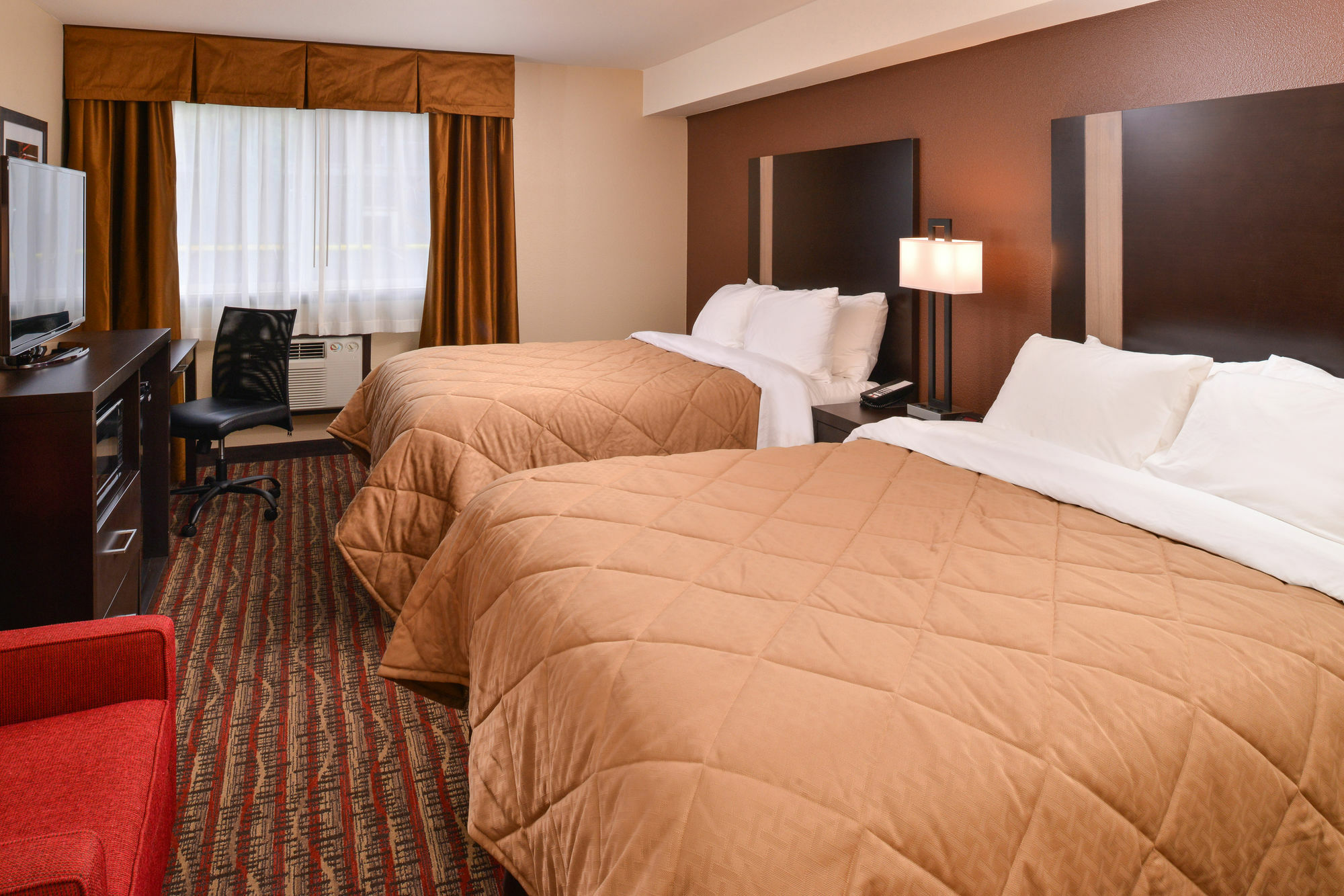 Quality Inn & Suites Tacoma - Seattle Extérieur photo